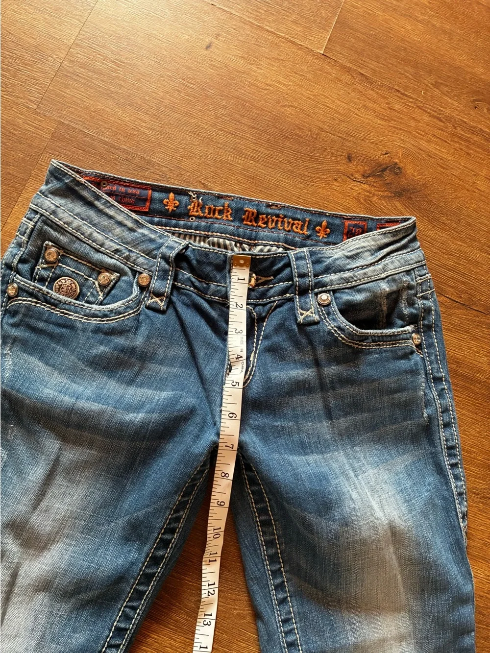 Rock Revival Women's Medium Blue Cropped Capri Jeans Y2K Fashion 28 - Picture 15 of 16